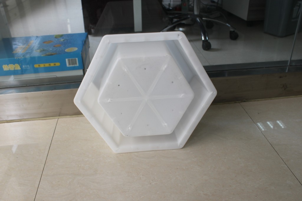 什么樣的六角塊護(hù)坡模具質(zhì)量才好？