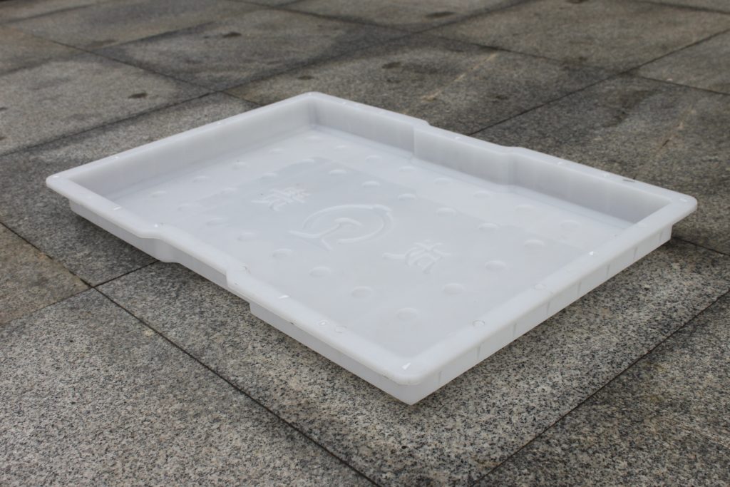 提高水泥襯砌蓋板塑料模具質量的緣由？